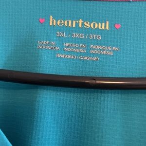 Heartsoul scrub set. 3x top and 2XLP bottoms